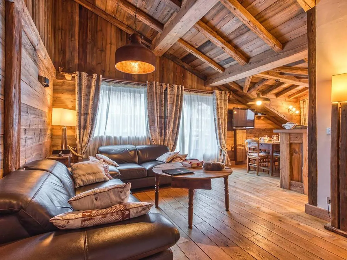 Appartement De Charme A Courchevel 1850 - 4 Pers, Centre, Proche Des Pistes, Balcon Et Hammam - Fr-1-631-163